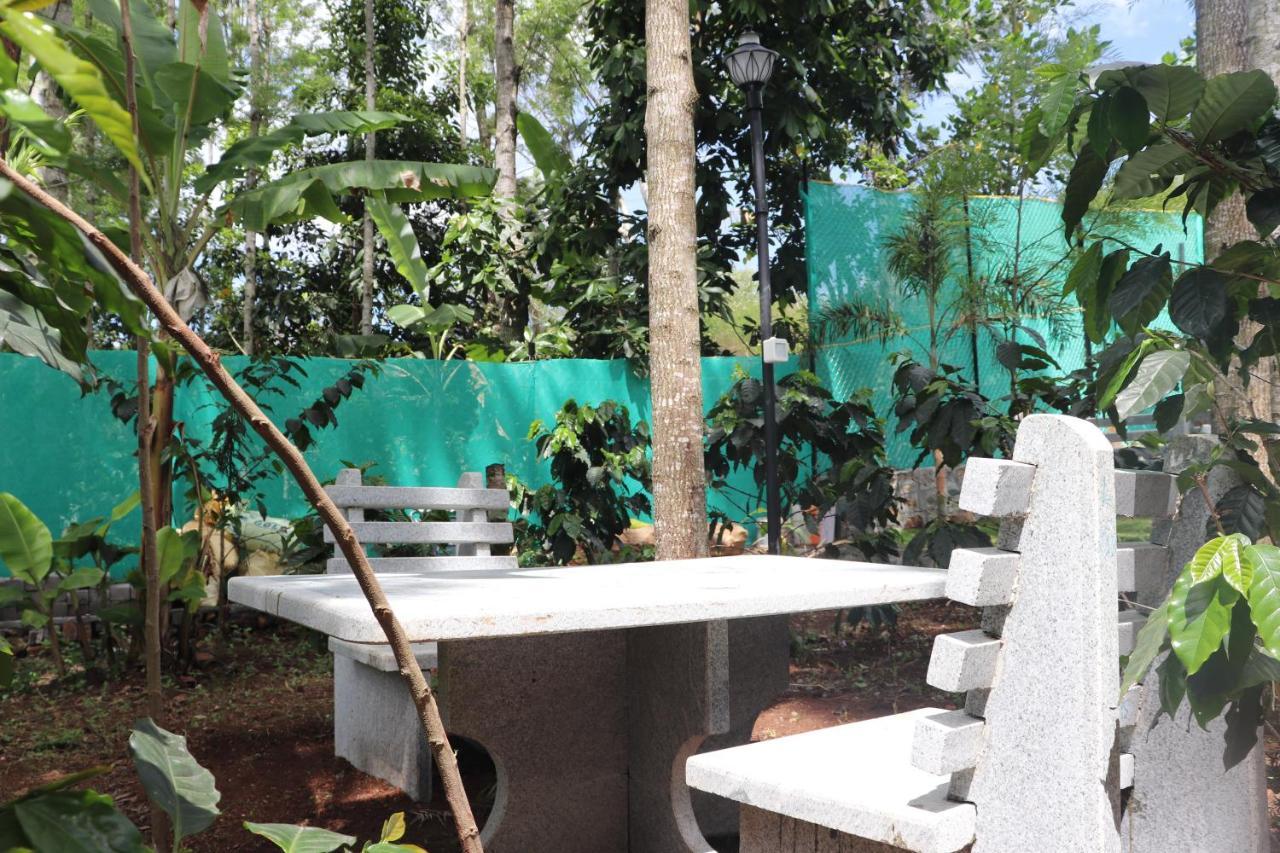 Pine Villa Garden Yercaud Esterno foto